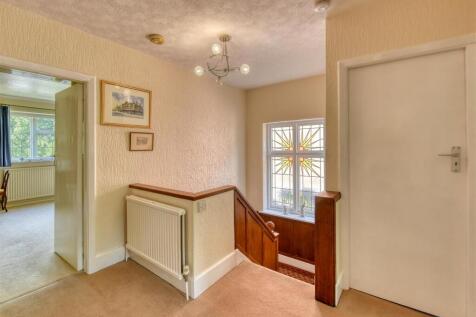 67 Sandringham Road-Landing.jpg