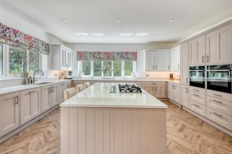 Orchard House-kitchen1.jpg