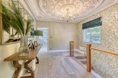 Orchard House-landing2.jpg