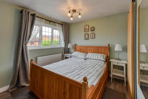 2 Sytch Lane-Bedroom 1.jpg