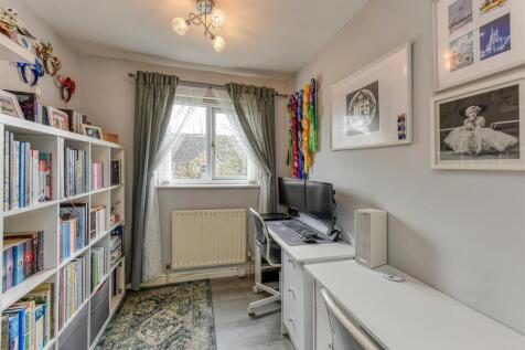 2 Sytch Lane-Bedroom 3.jpg