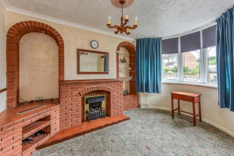 77 Wombourne Park-Living Room.jpg
