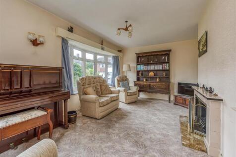 21 Langley Gardens-Living Room.jpg