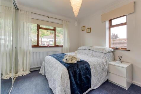 32 Billy Buns Lane-Bedroom 3.jpg