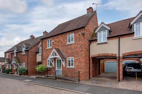 6 Stanham Close-Front.jpg