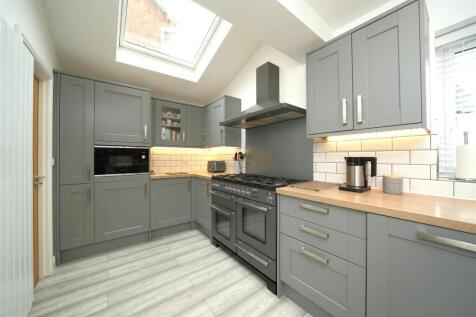 Kitchen.JPG
