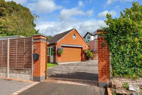 14 Ackleton Gardens-External (8).jpg
