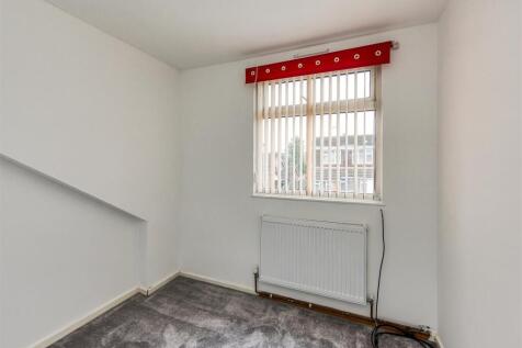 3 Chapel Close-Bedroom 3.jpg