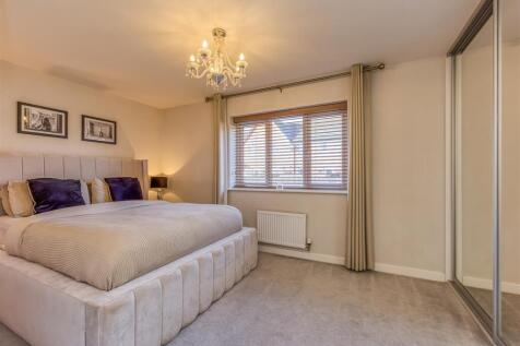 25 Rosemary Road-Bedroom 1.jpg