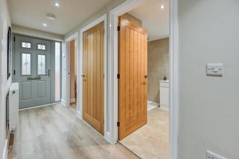 22a Dawley Road-03.jpg