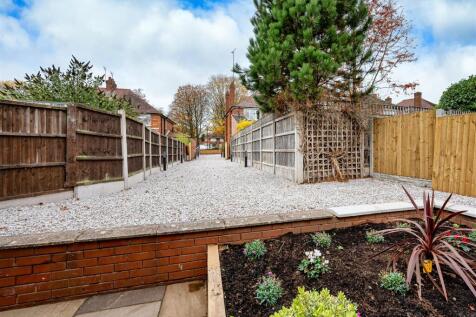 22a Dawley Road-18.jpg