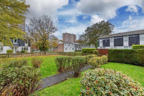 70 Warstones Drive-09.jpg