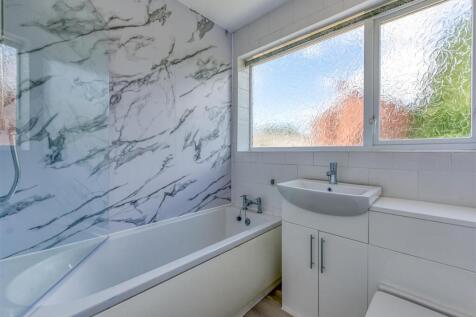 2 Sandhurst Drive-Bathroom.jpg