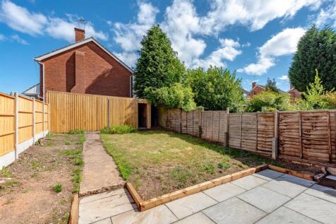 2 Sandhurst Drive-External (2).jpg