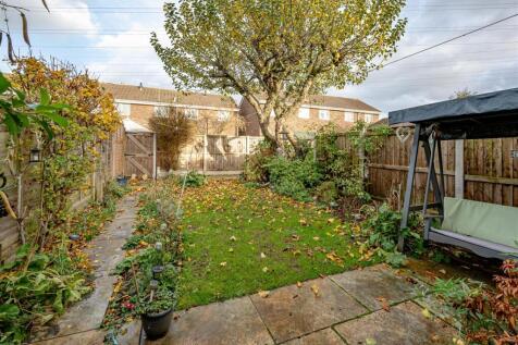 18 Longford Close-12.jpg