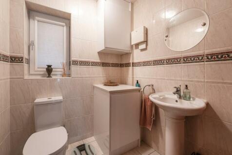 2 Woodthorne Close-cloaks.jpg