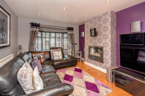 23 Hinckes Road-lounge1.jpg