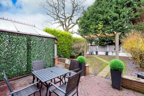 Waterford-garden1.jpg