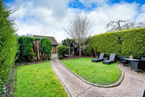 Waterford-garden2.jpg