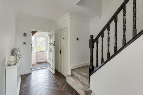 59 Sabrina Road-hall.jpg