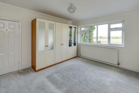 59 Sabrina Road-bed3.jpg