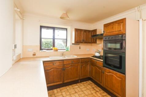 4 Beamish Lane - Kitchen.jpg