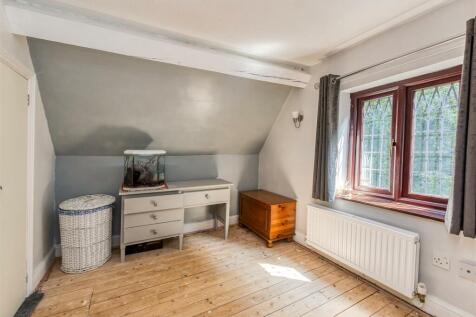 Sweet Turf Cottage-Bedroom4 B.jpg