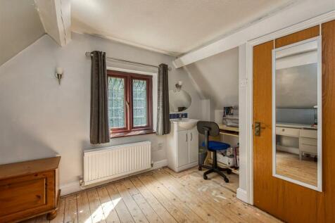 Sweet Turf Cottage-Bedroom4 A.jpg