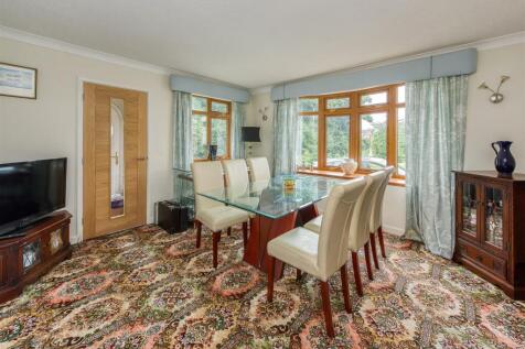Woodbank Cottage-Dining Room.jpg