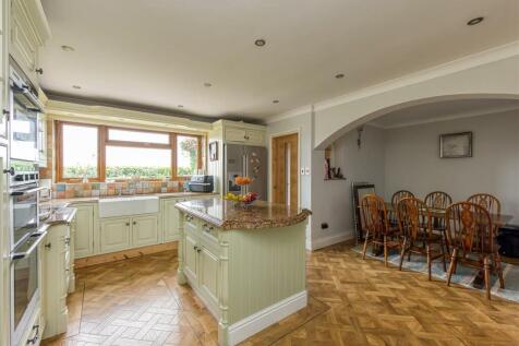Woodbank Cottage-Kitchen A.jpg