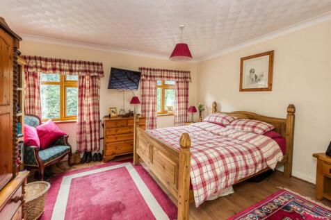 Woodbank Cottage-Bedroom 2.jpg