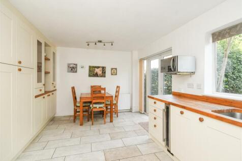 2 The Greenway - Kitchen Dining Room.jpg