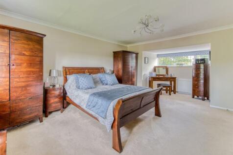 Summer Leys-bed1a.jpg