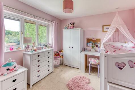 Summer Leys-bed3.jpg