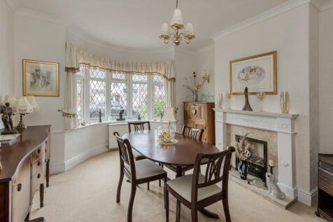 77 Woodland Road-dining1.jpg