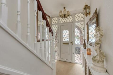 77 Woodland Road-hall.jpg