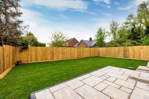 3 Yew Tree Lane-APR24-garden2.jpg