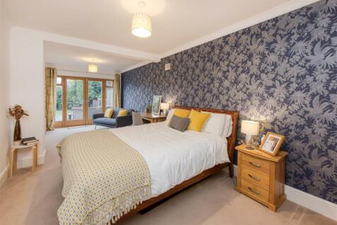 59 Elliotts Lane-bed2.jpg