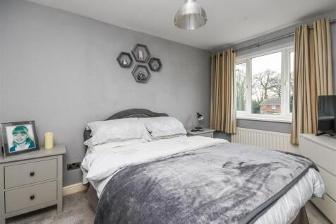 66 Woodcote Road - Bedroom 2.jpg
