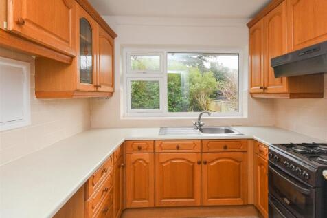 2c Blackburn Avenue - Kitchen.jpg