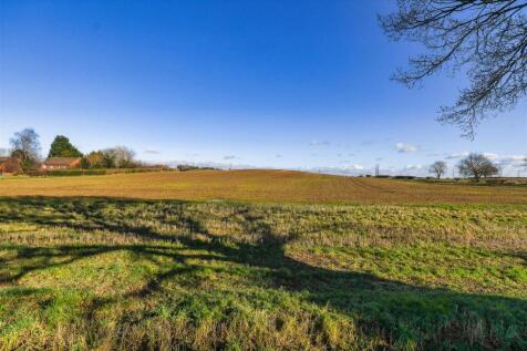 7 Yew Tree Road - View.jpg
