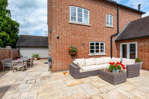 Orchard House-JUN25-garden5.jpg