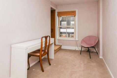 18a High Street-05.jpg