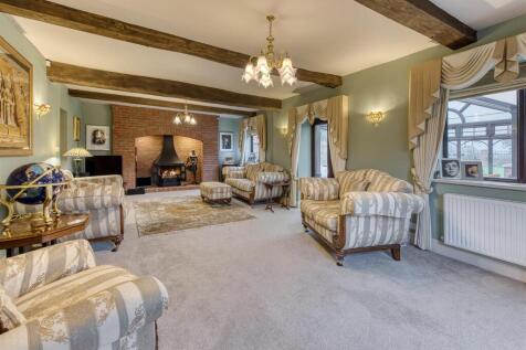Hammerton House-drawing room1.jpg