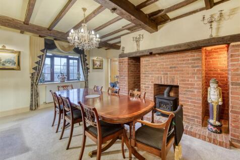 Hammerton House-dining.jpg