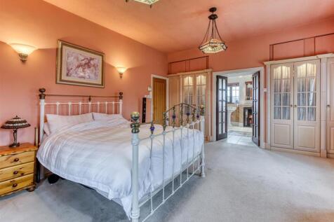 Hammerton House-bed1b.jpg
