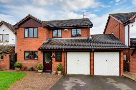 3 Cranmere Court-front.jpg
