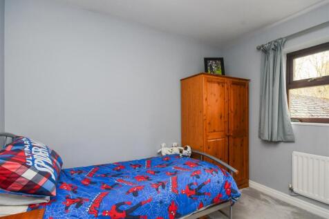 3 Church Meadow - Bedroom 4.jpg