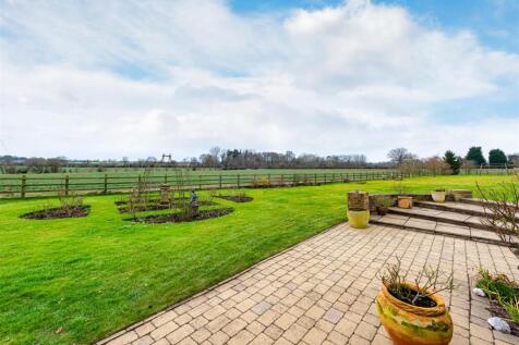 Blackwell Cottage-garden1.jpg
