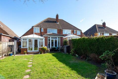 16 Clive Road-rear2 MAR25.jpg